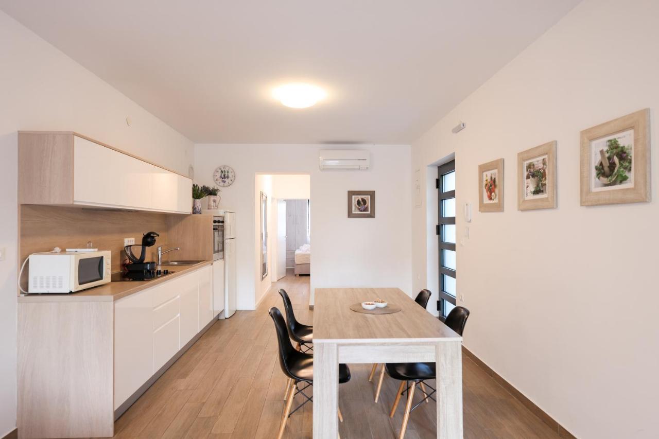 Apartments Mato Задар Екстер'єр фото